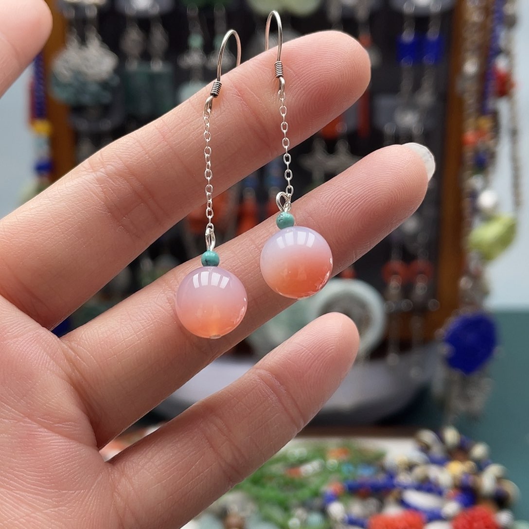 玛瑙/玉髓耳钉合金饰品