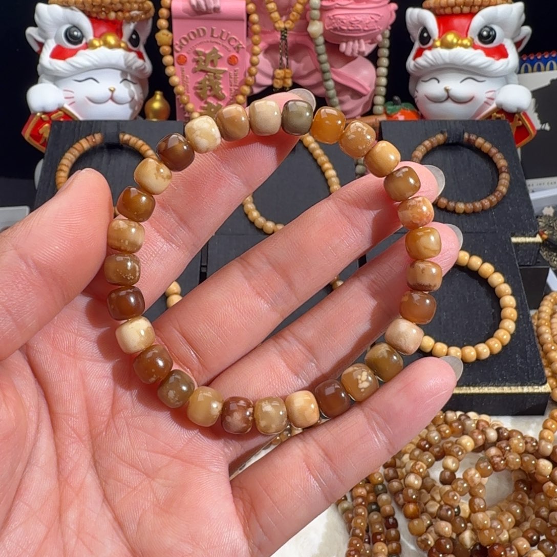 1***3龙脊菩提手串妖花雪花酥