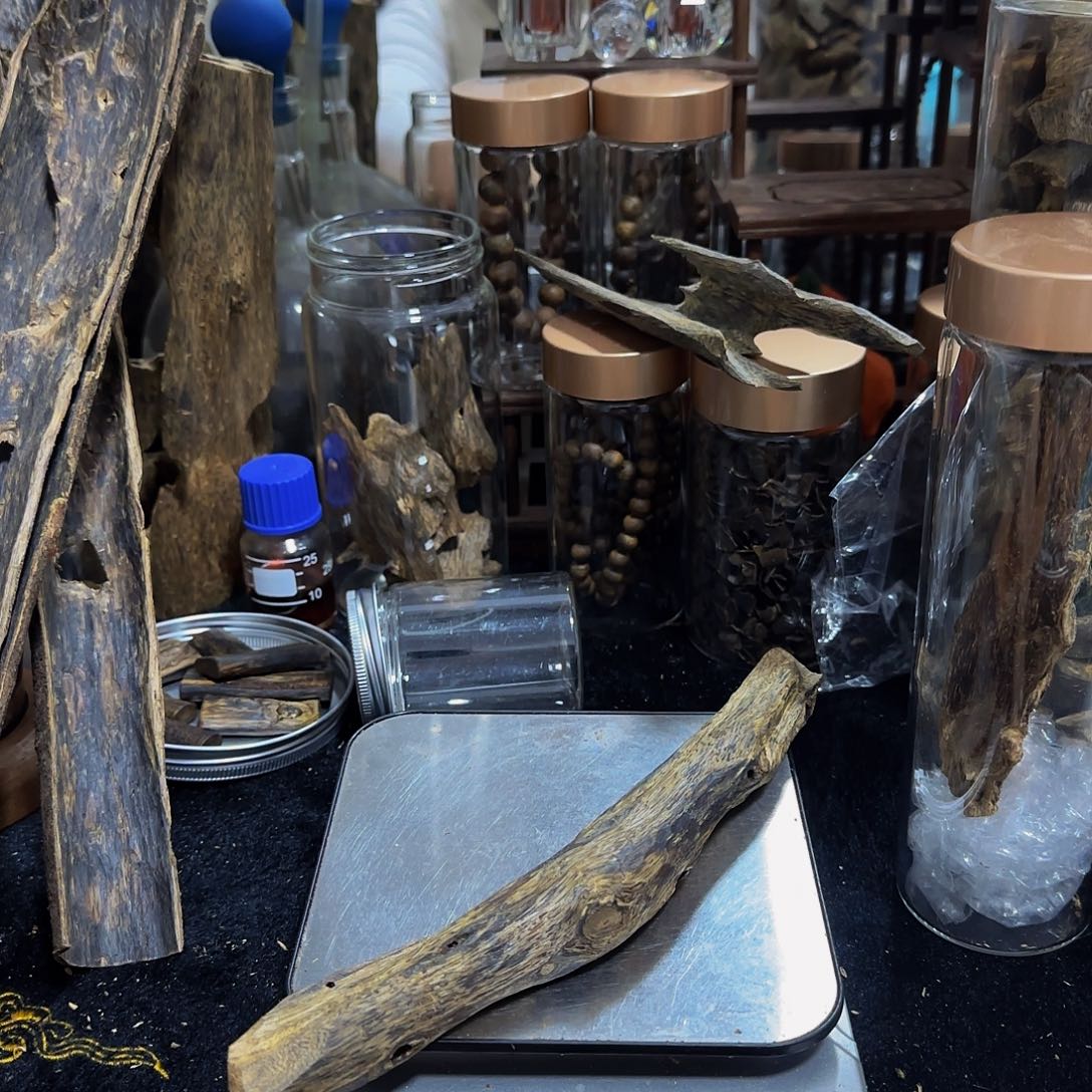 沉香碎屑沉香海南香脉树心油虫漏45.1克