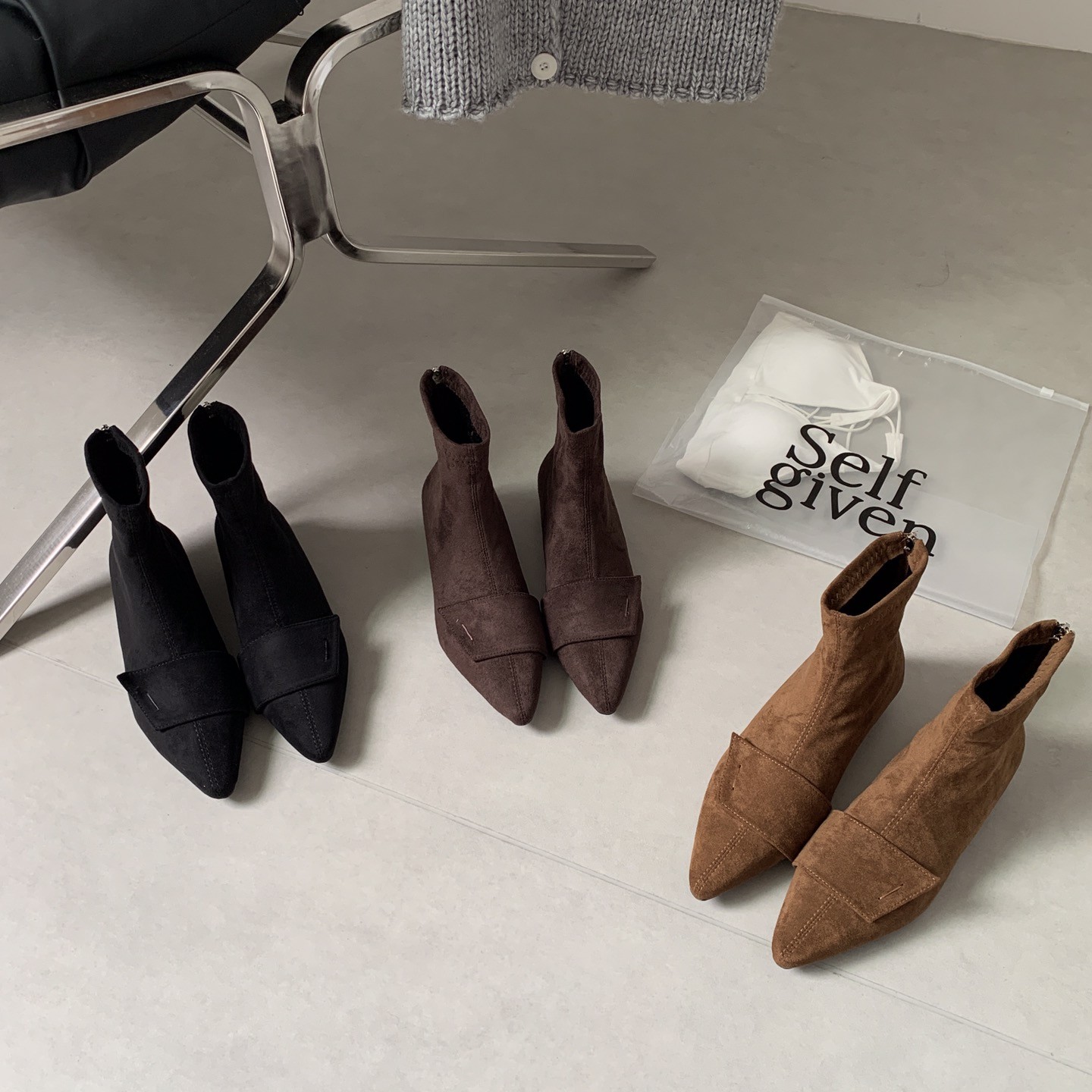 168-5秋冬新款袜靴尖头法式细跟百搭后拉链瘦瘦靴尖头粗跟靴单靴