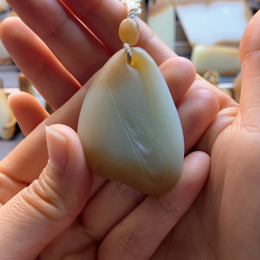 【闪购商品】未镶嵌手镯和田玉（糖玉）