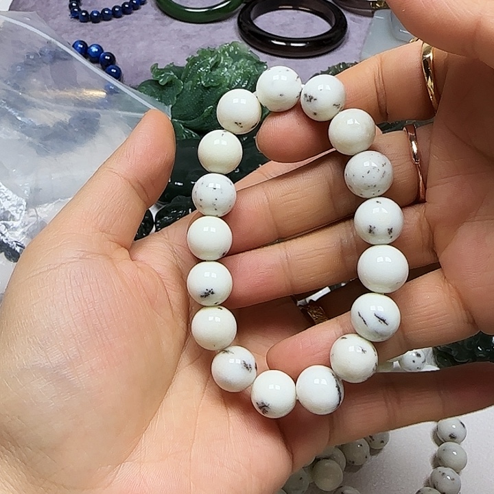 和田玉未镶嵌手链