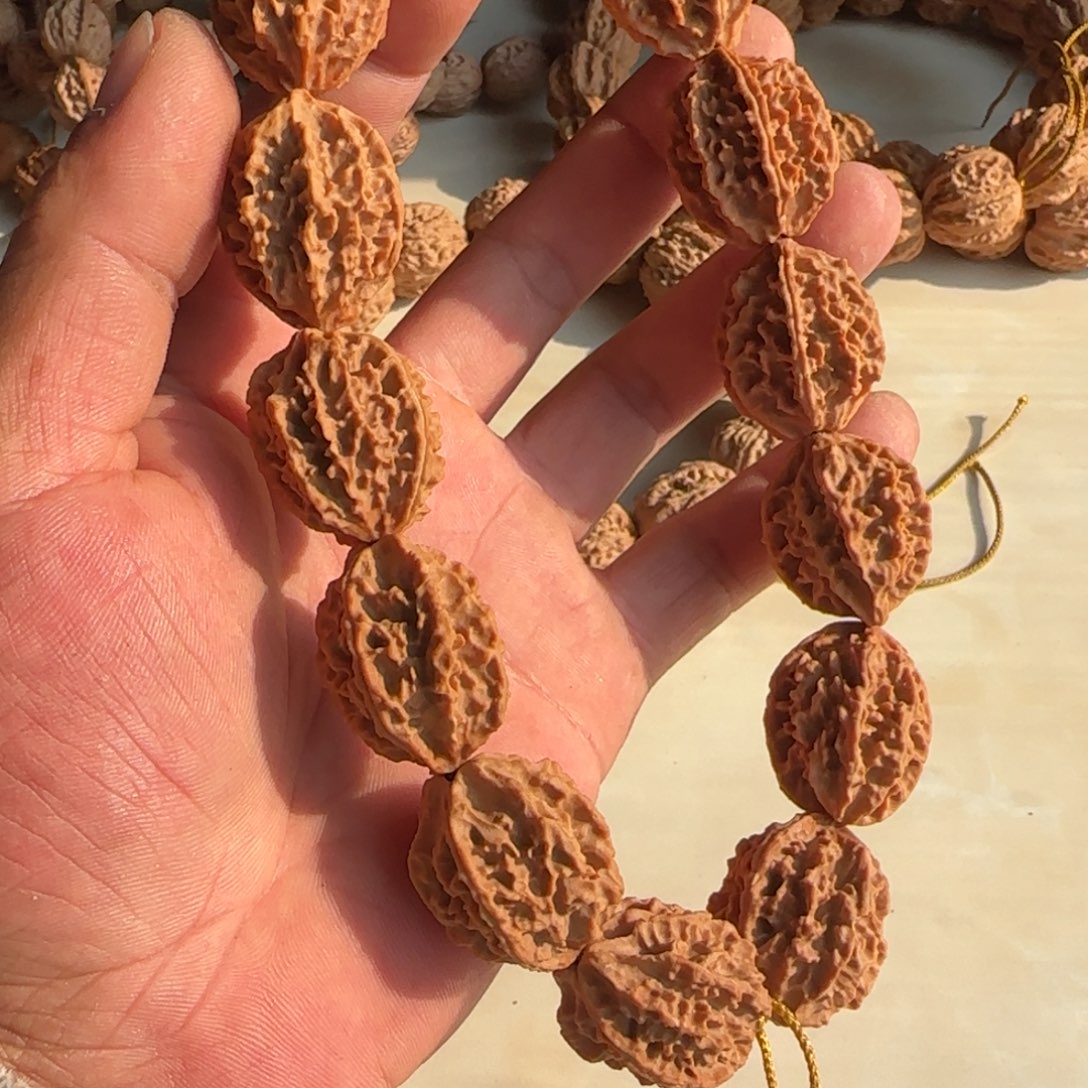 寂***洲吊坠文玩核桃龙脊核桃