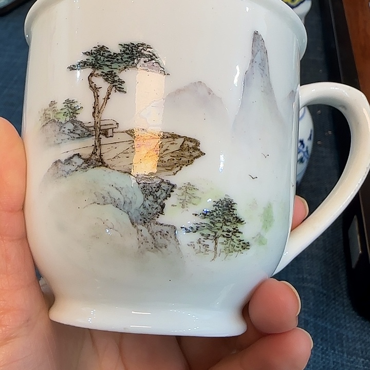 莫**语景德镇陶瓷艺术品