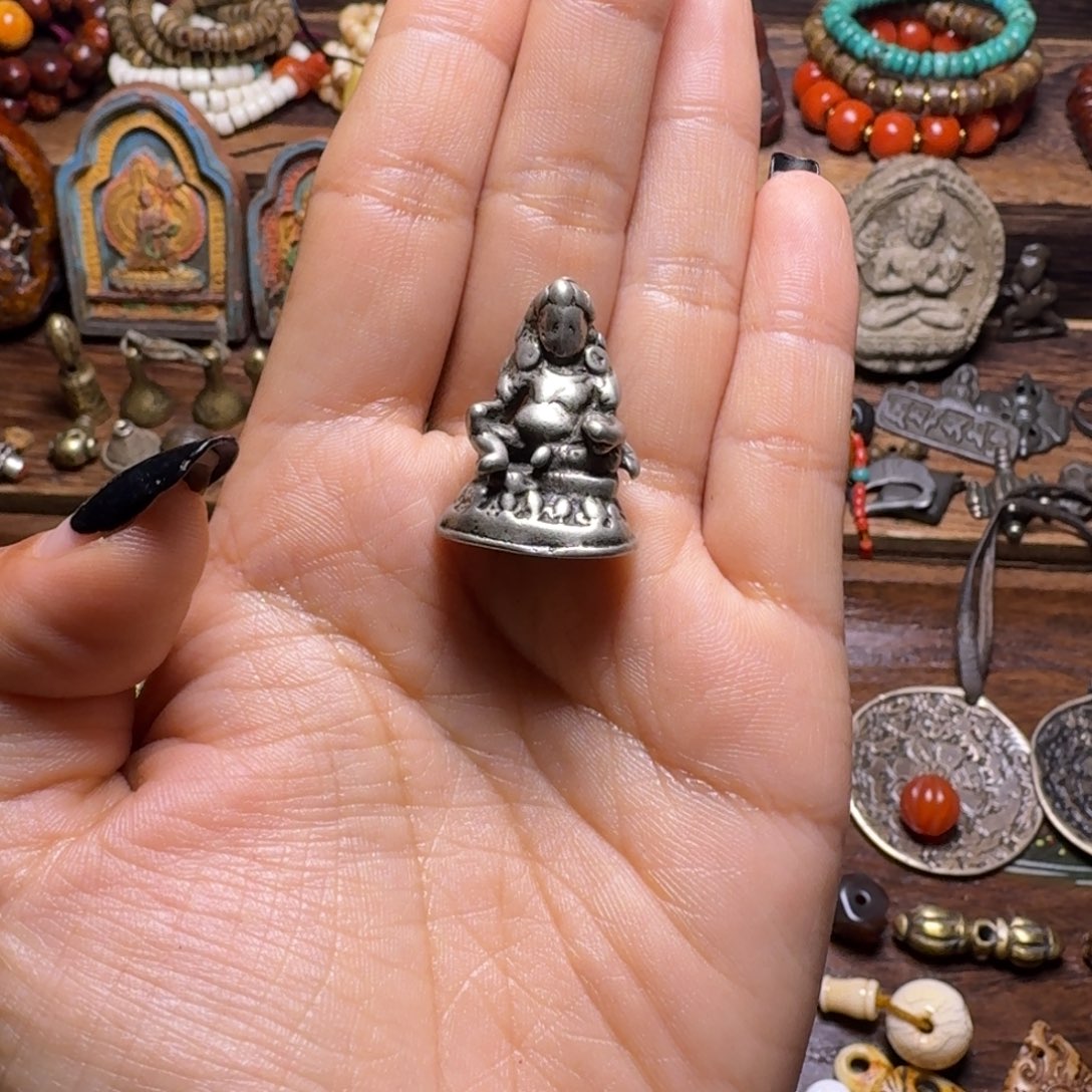 银S925………………………………………………