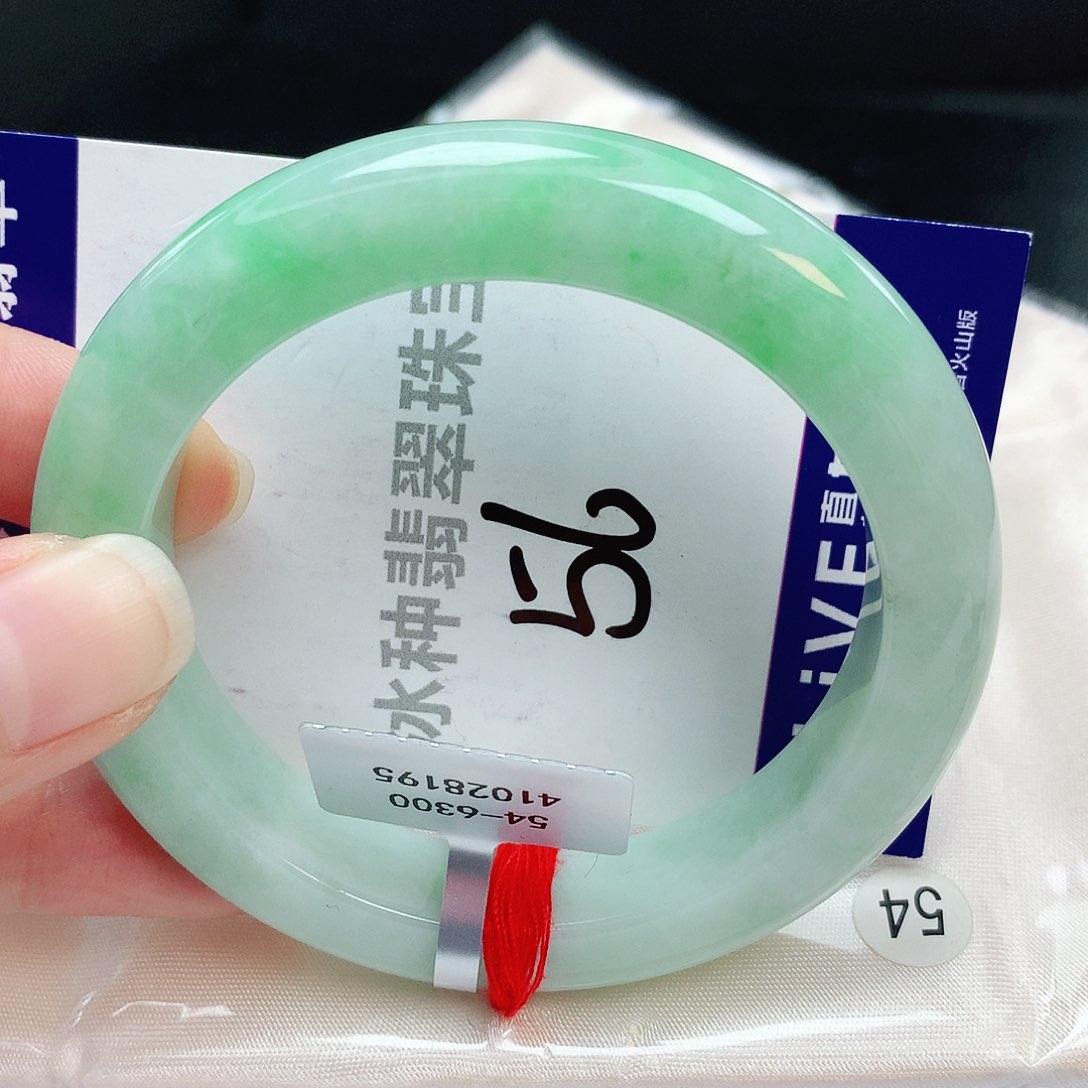 翡翠手镯未镶嵌缅甸天然A货翡翠手镯