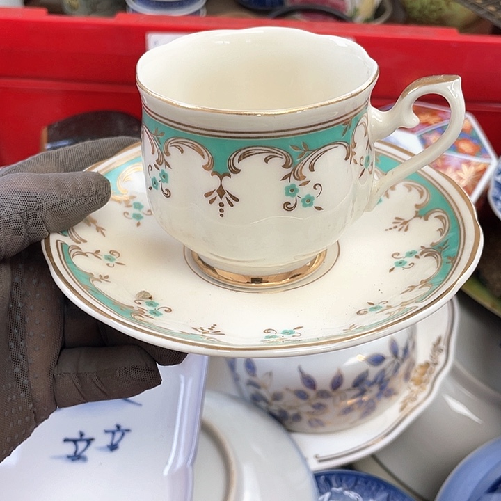 琉璃手工艺品开播了开播了开播了