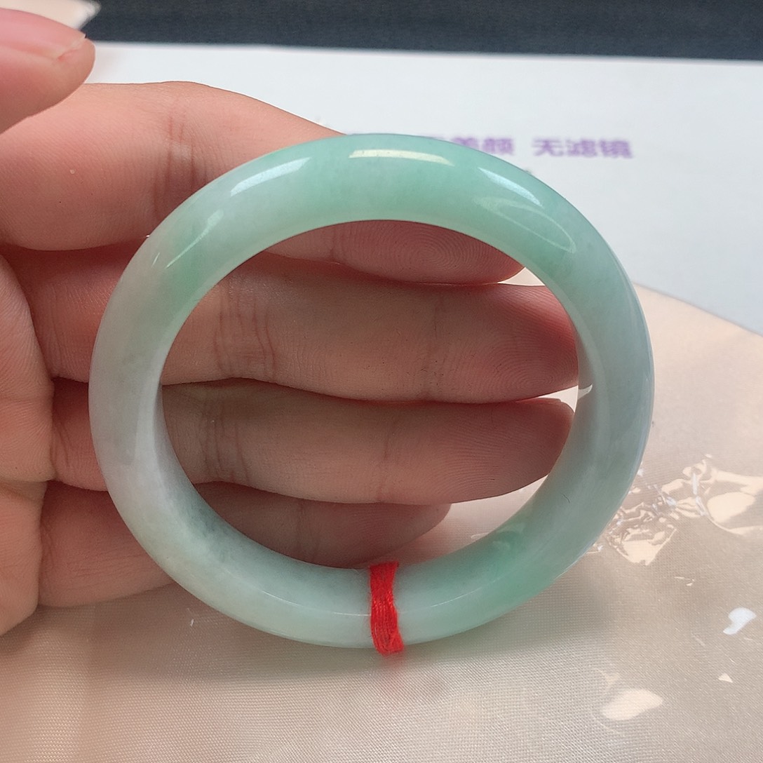 翡翠手镯未镶嵌318号