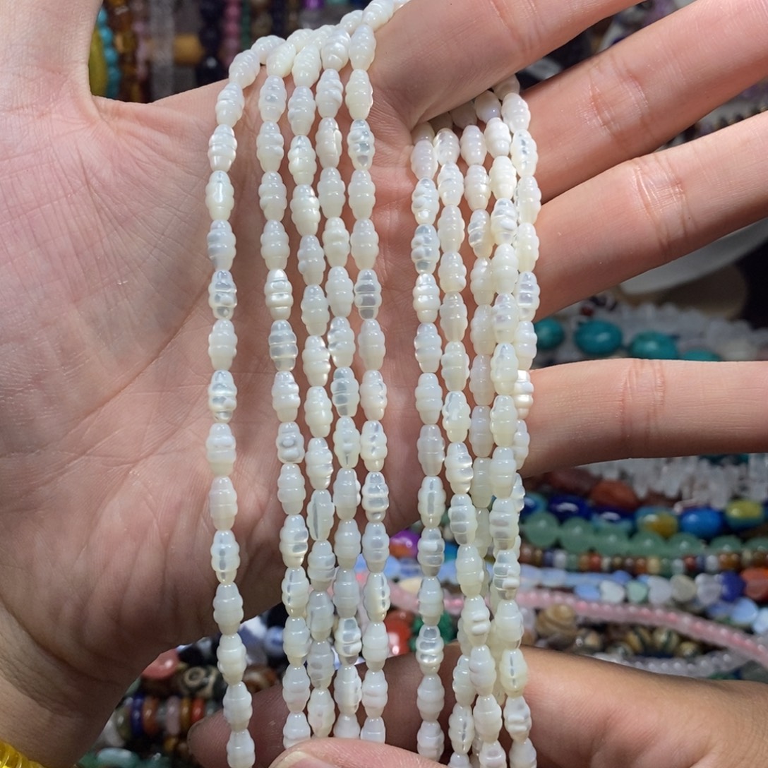 未镶嵌，白蝶贝云朵5mm，石英质玉