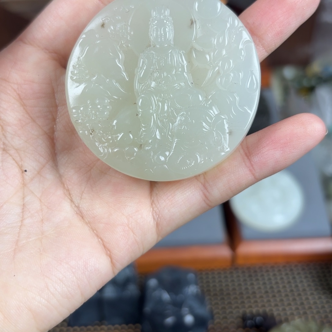 和田玉颈饰未镶嵌