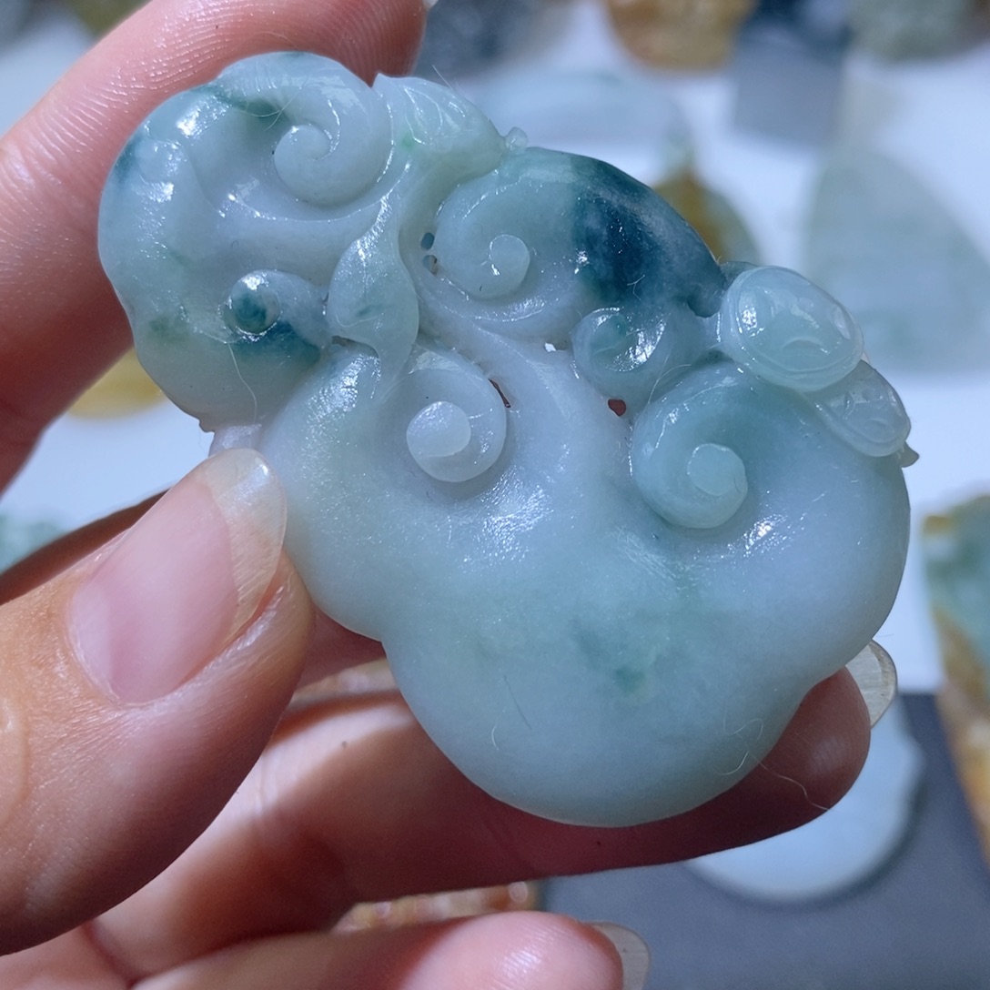 未镶嵌定制翡翠如意