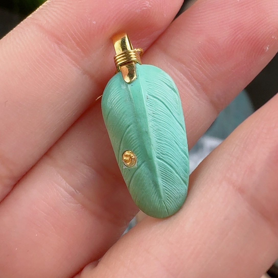 绿松石珠宝奇石18K金镶嵌