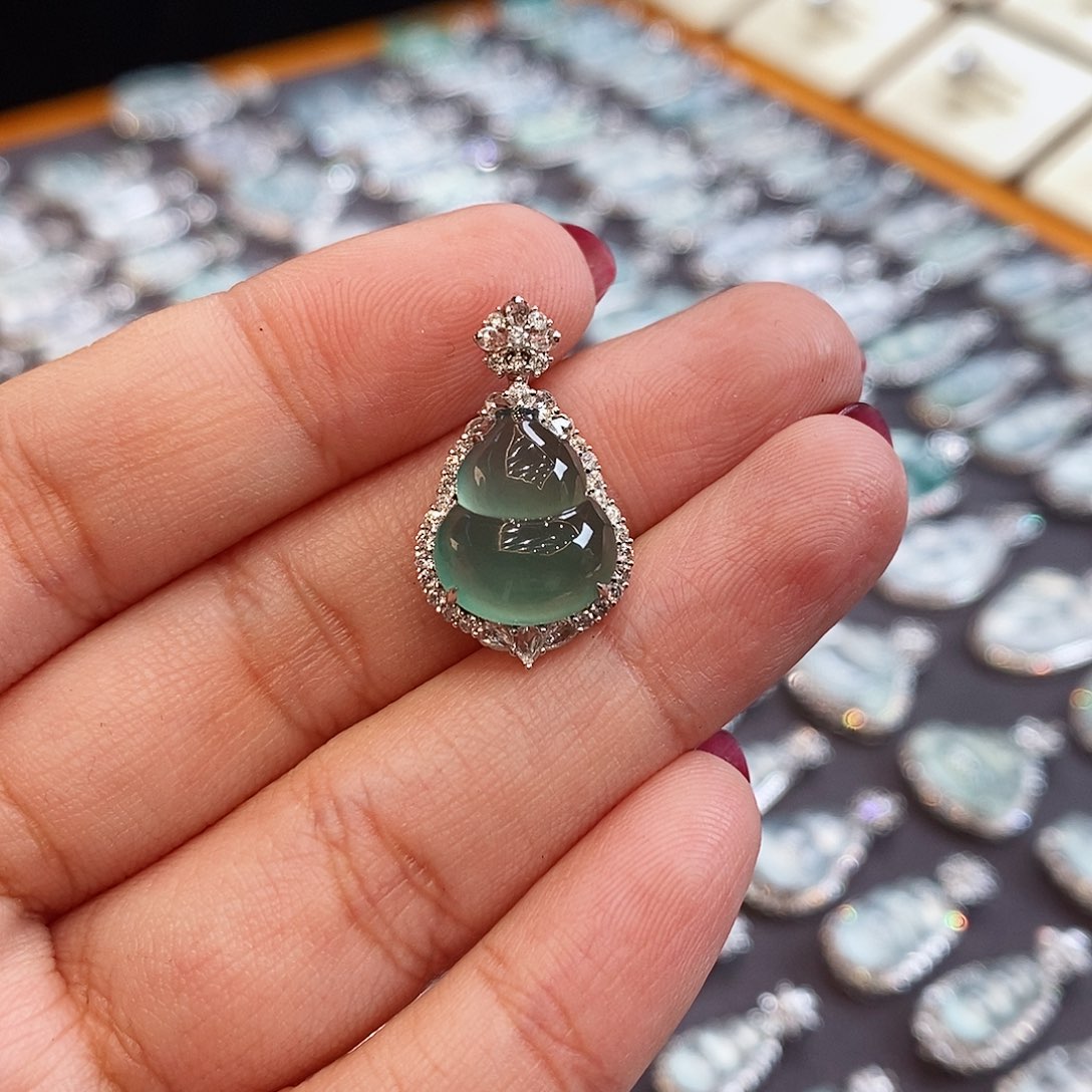 翡翠颈饰未镶嵌天然缅甸a货翡翠