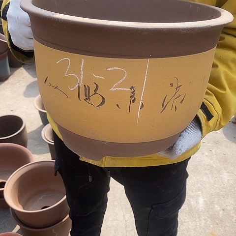 紫砂中国宜兴紫砂花盆，