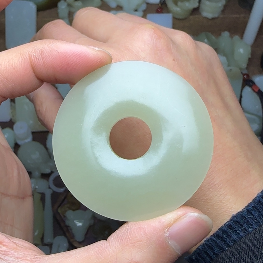 和田玉挂件未镶嵌