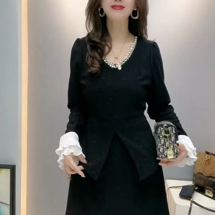 时尚简约女韩范冬季加厚重工艺V领弹力连衣裙舒适保暖高端