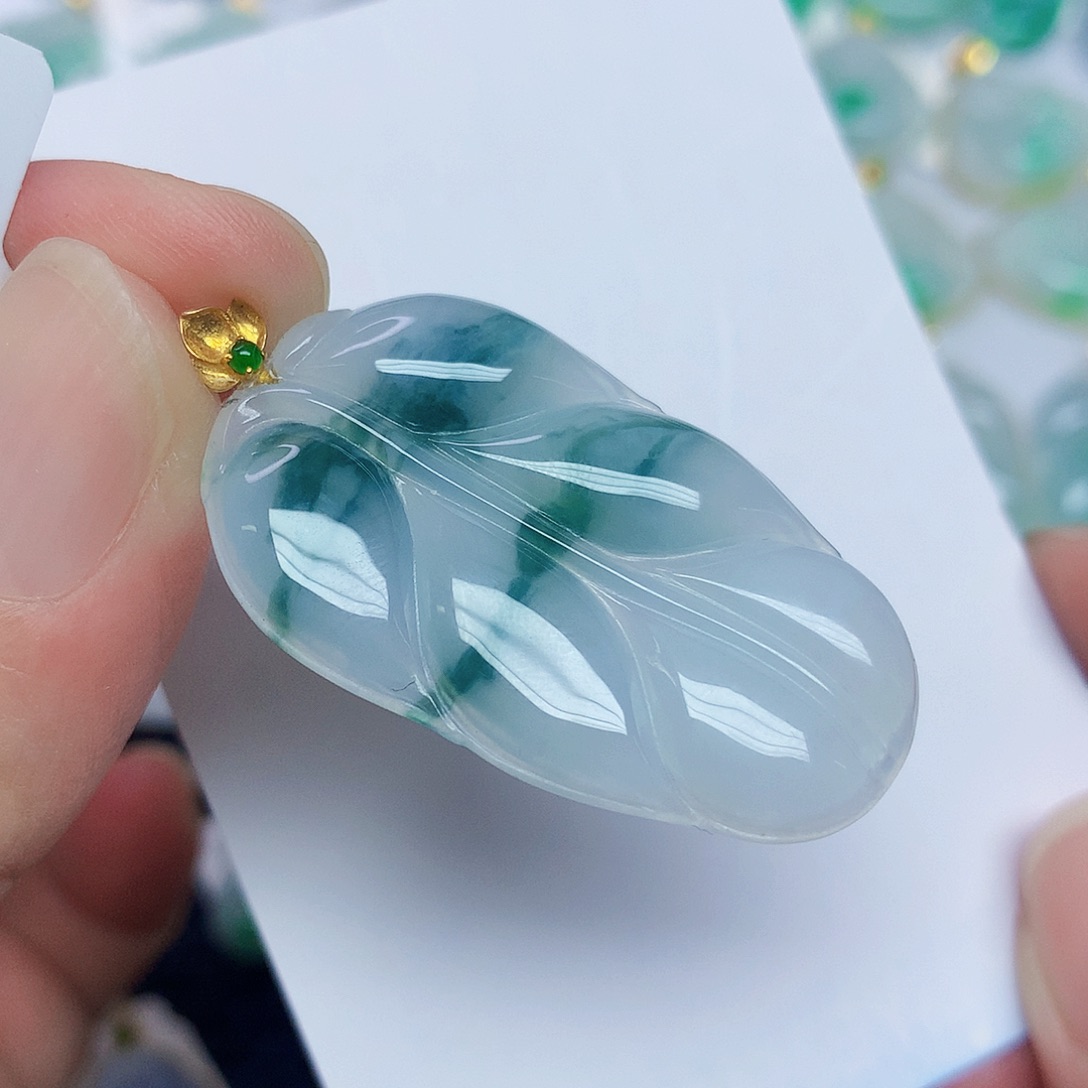 翡翠18K金镶嵌颈饰367789