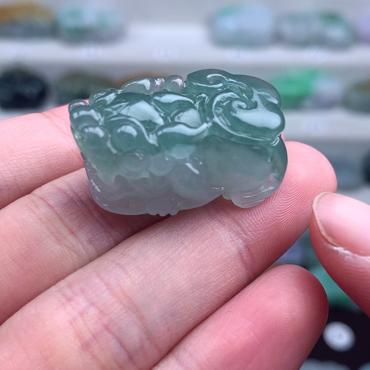 【闪购商品】翡翠未镶嵌颈饰貔貅