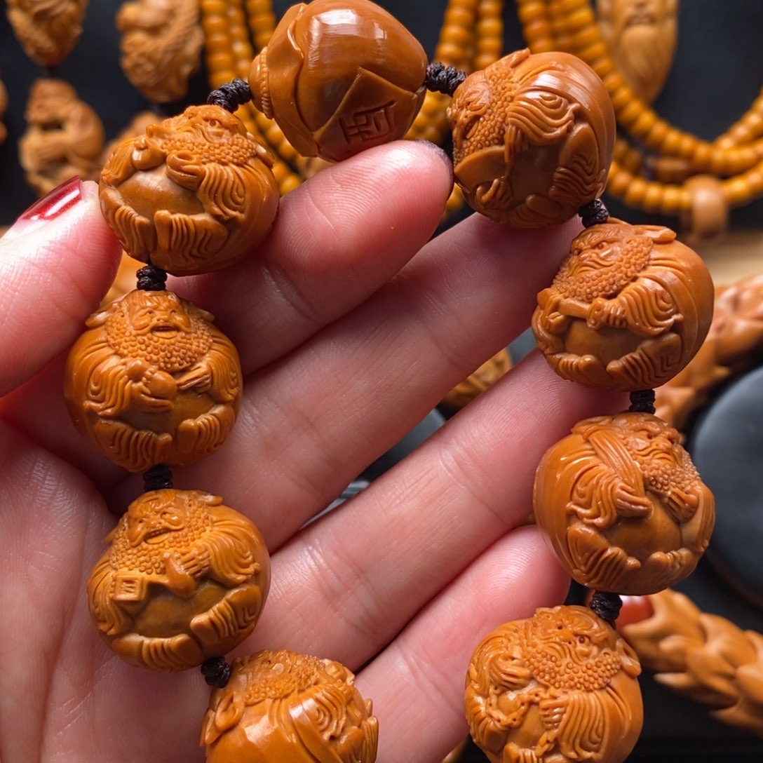 橄榄核手串钟馗百态