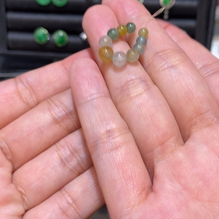 颈饰未镶嵌翡翠冰珠