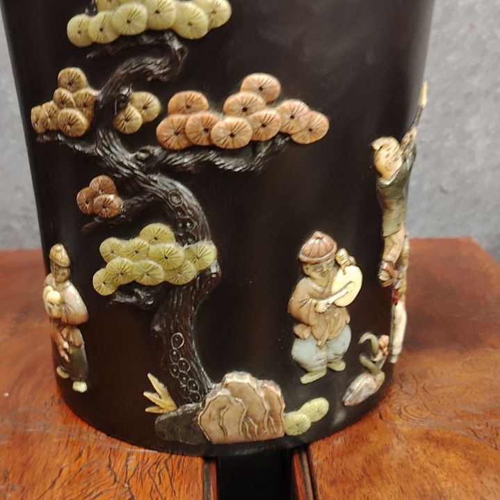 义***石木螺钿镶嵌童子笔筒