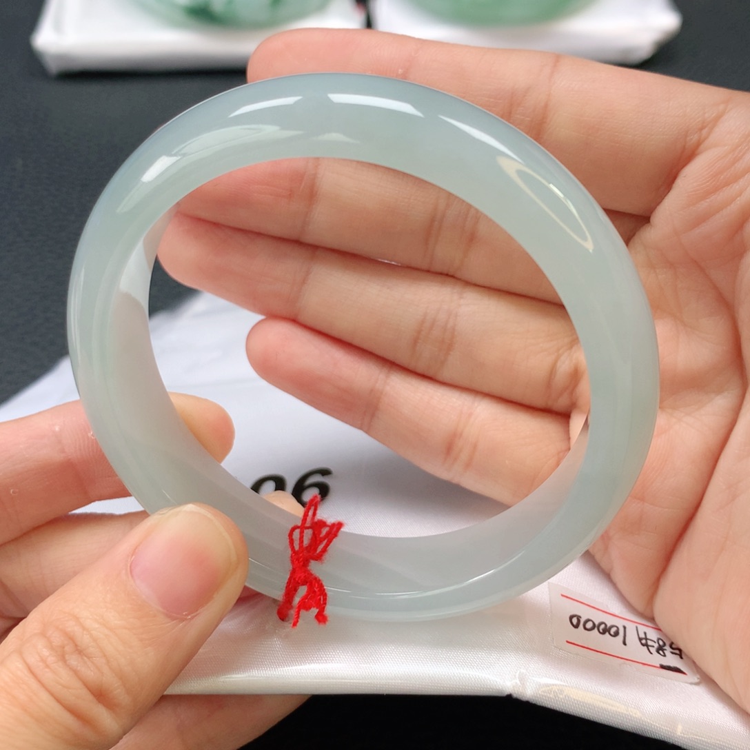 翡翠手镯未镶嵌缅甸58