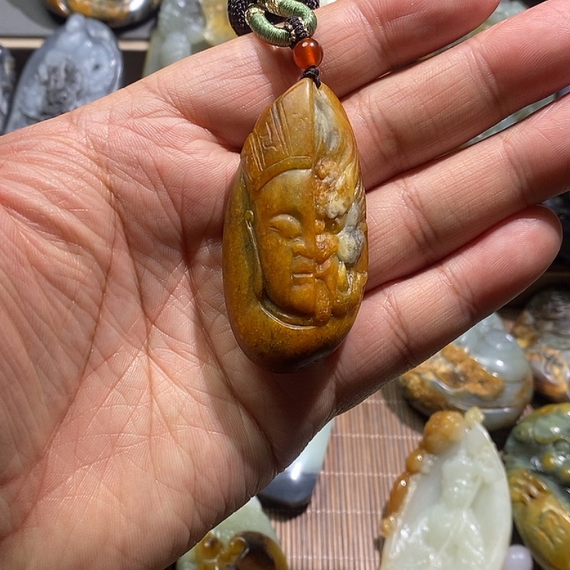 【闪购商品】和田玉挂件未镶嵌钟*