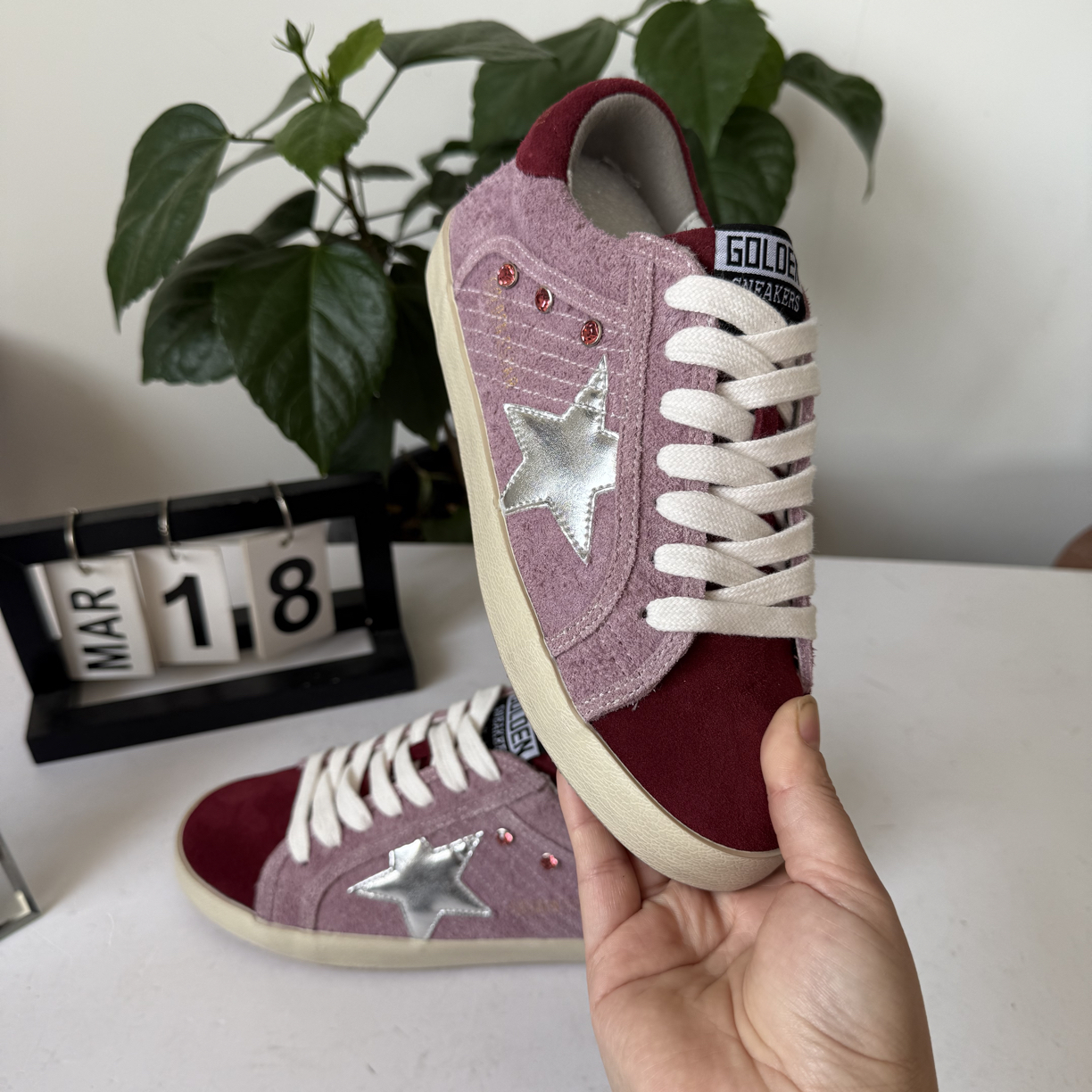 东大门2026早春新款复古做旧星星脏脏鞋系带百搭平底板鞋女鞋潮