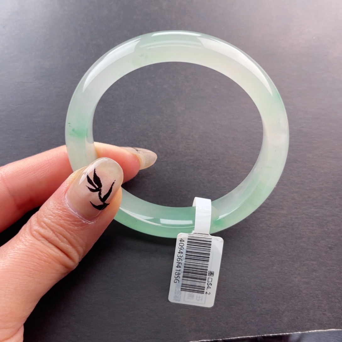 石英质玉手镯未镶嵌睡*人