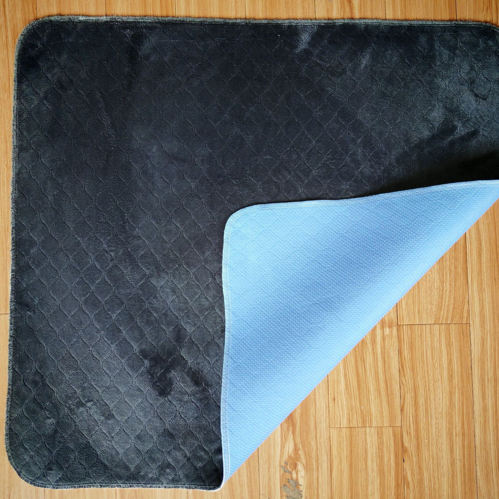 《云云家》小号带防滑颗粒绒面吸水隔尿垫地垫尺寸约45*60 发6条