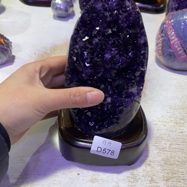 水晶摆件未镶嵌C**y摆件