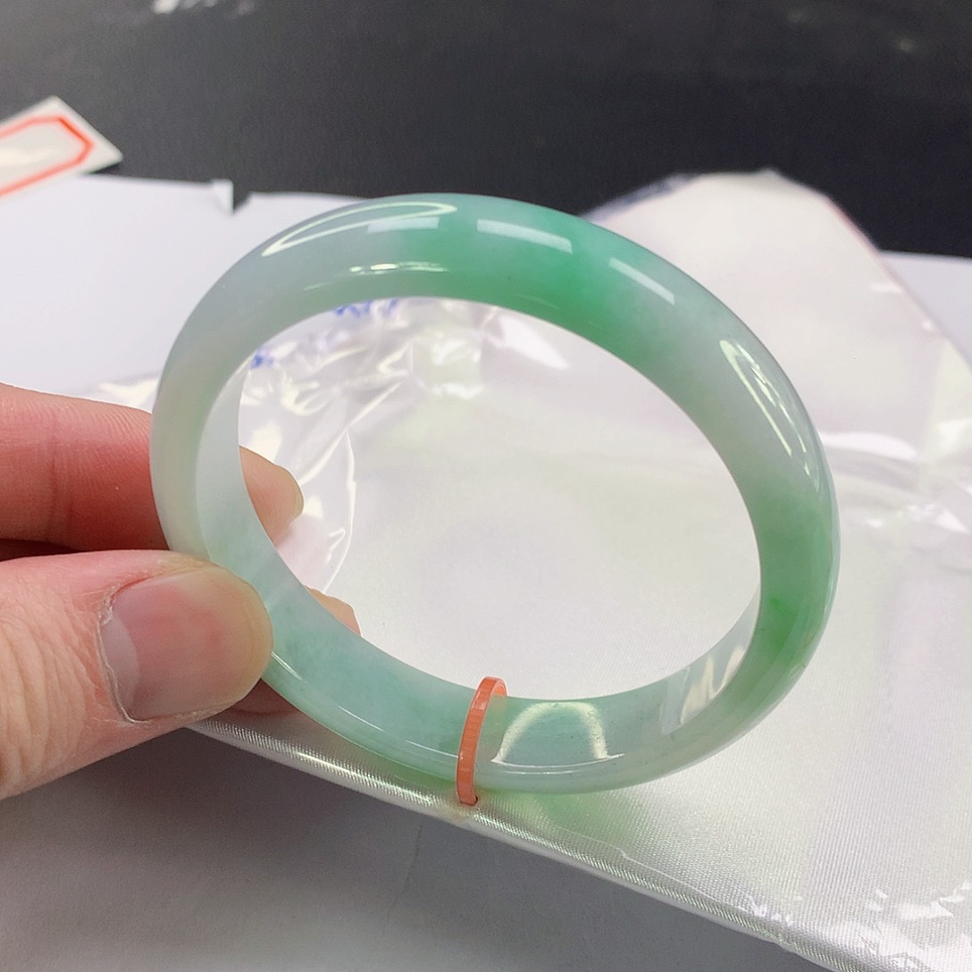 翡翠手镯未镶嵌144缅甸天然翡翠A货