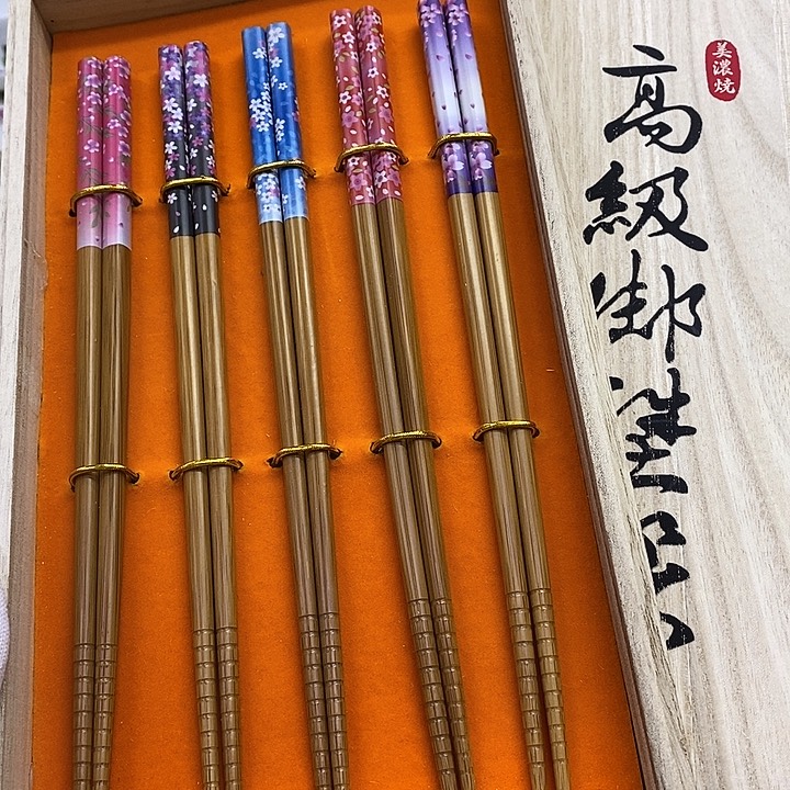 摆件美美美美美美瓷器