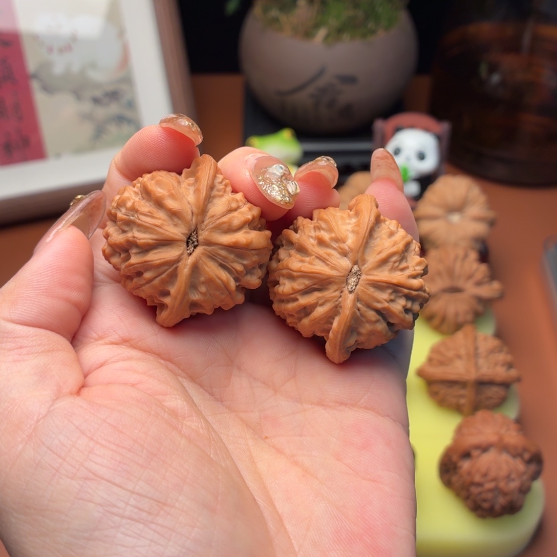 吊坠文玩核桃金牛37