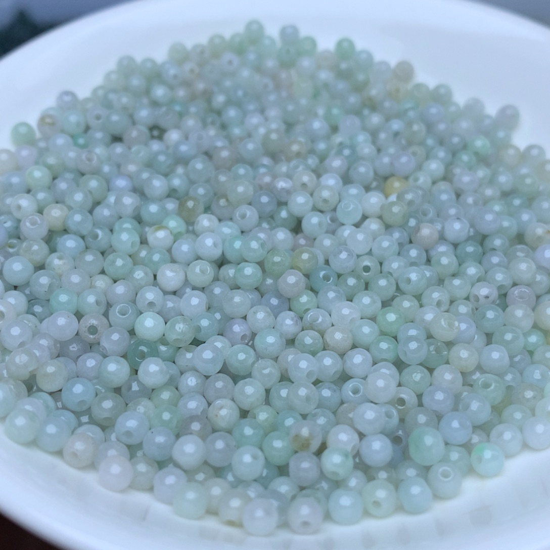 【闪购商品】翡翠手链未镶嵌卡3,25冰绿白200个