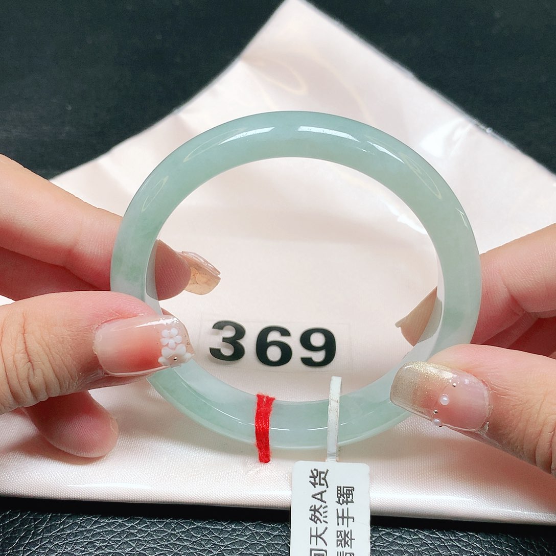 未镶嵌手镯翡翠正圈