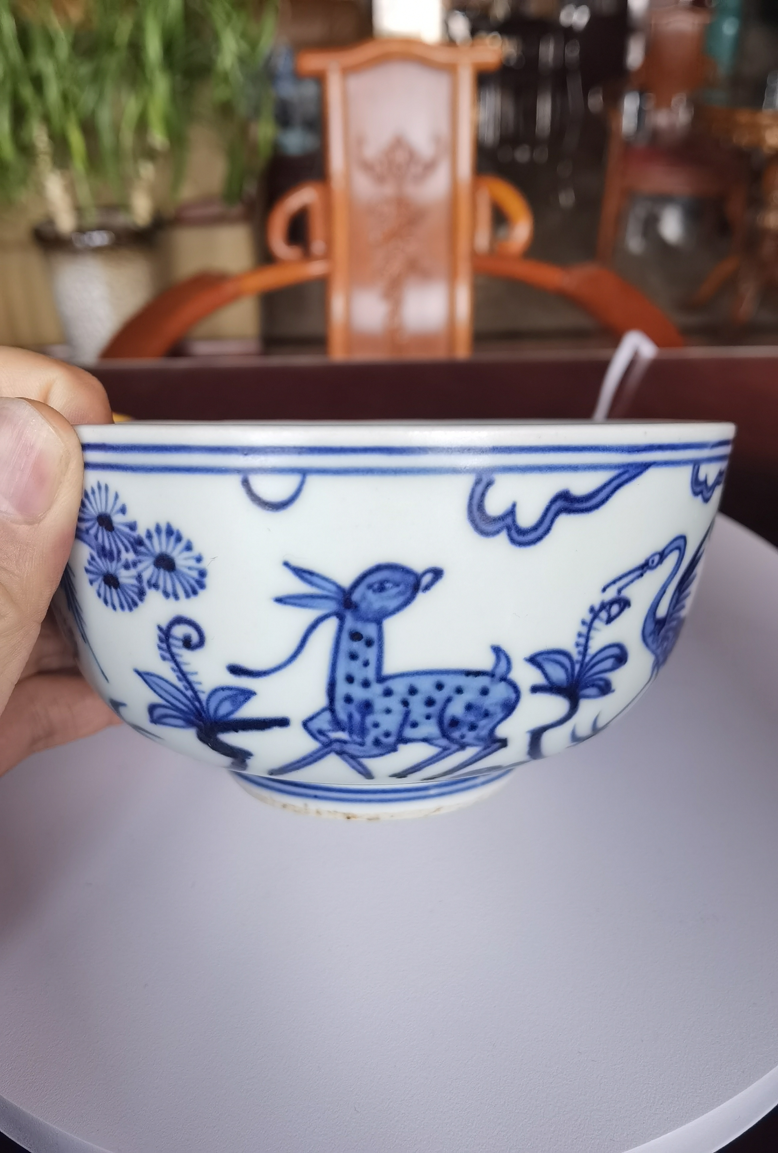 鹿鹤同春纹饰小碗