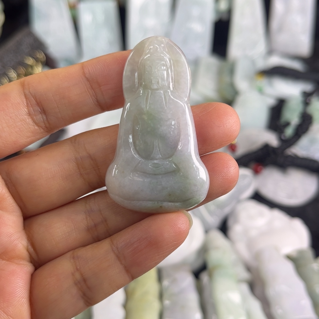 翡翠未镶嵌吊坠(不含链)瑕疵