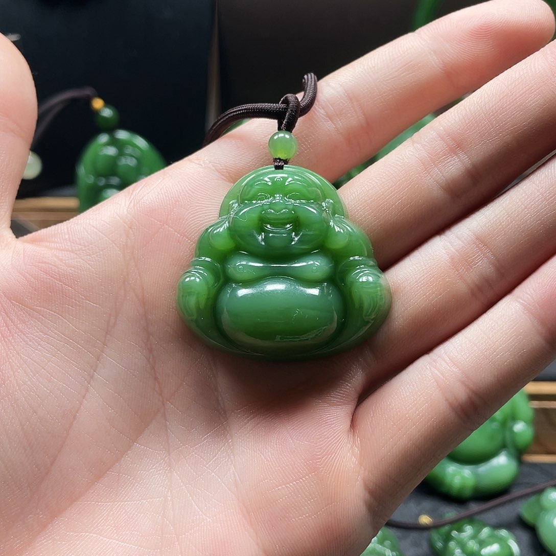 和田玉（碧玉）颈饰未镶嵌
