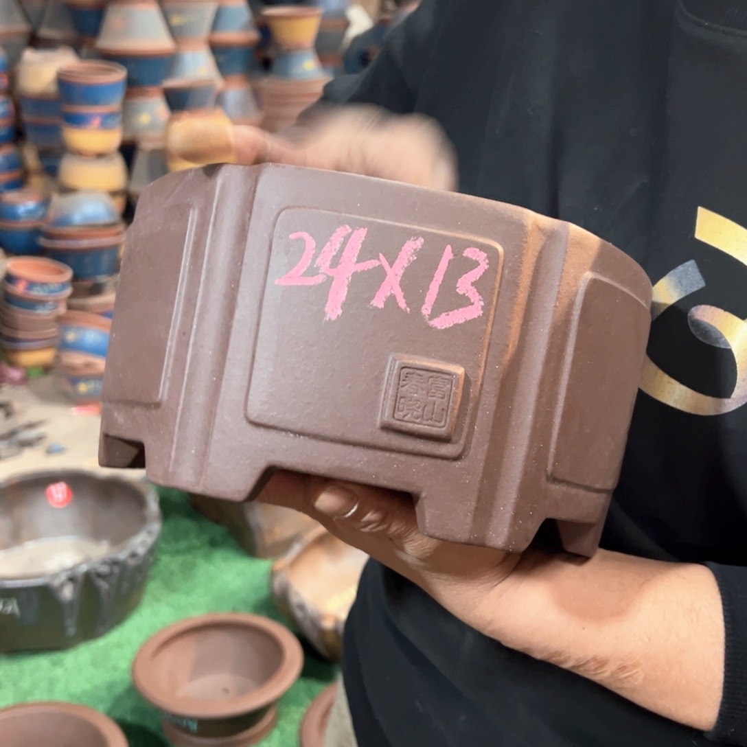 紫砂花盆紫砂花盆