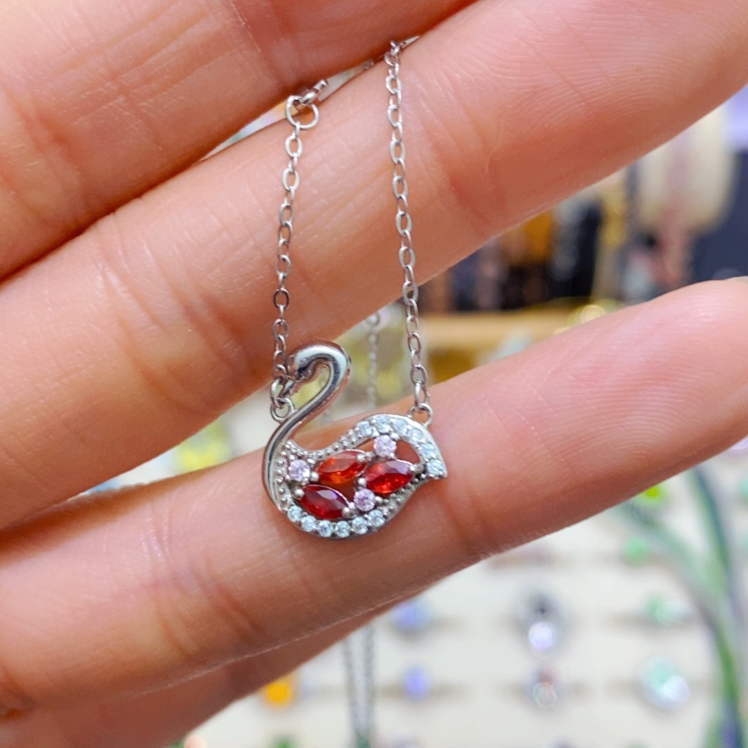 彩色蓝宝石颈饰银S925镶嵌