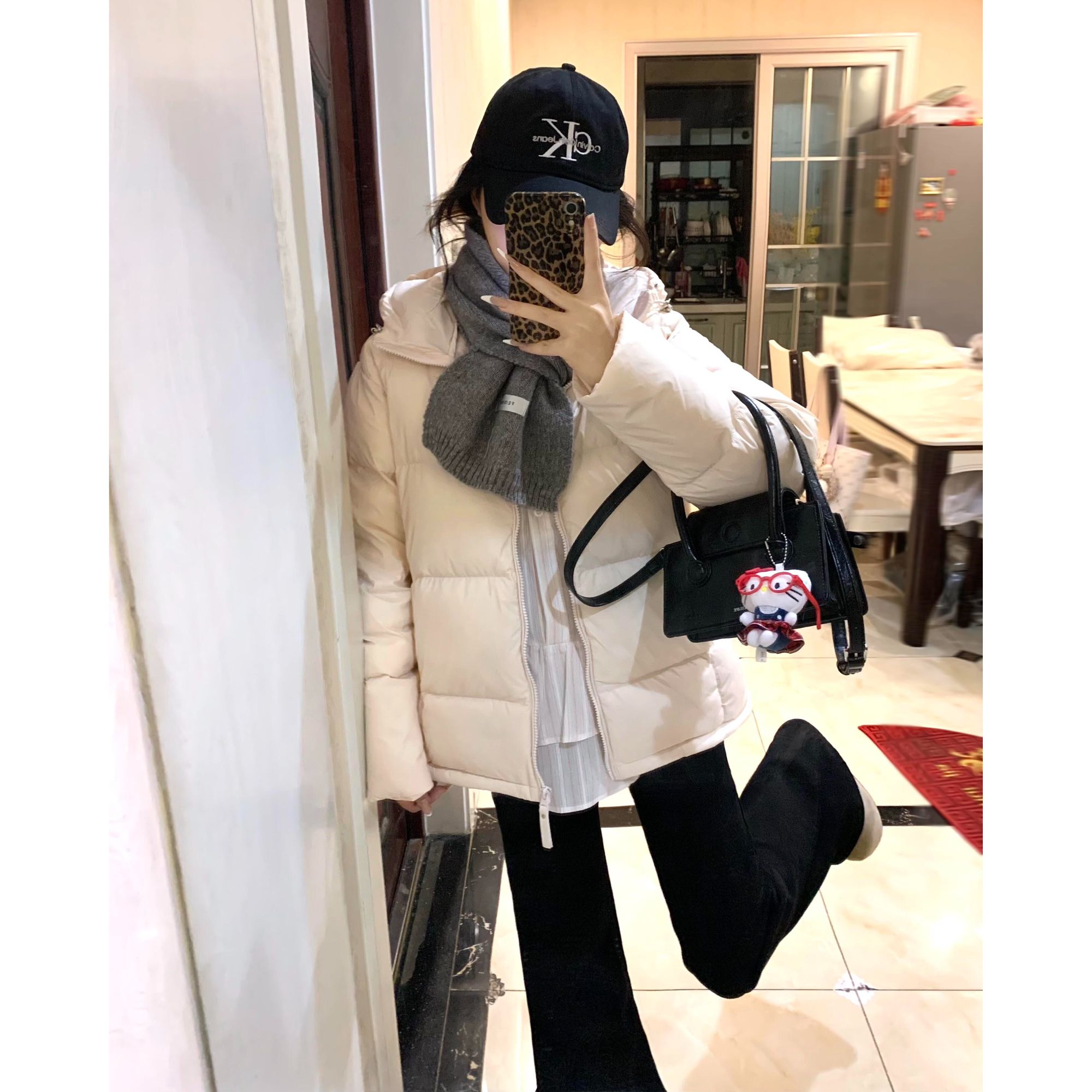 棉服女款冬季2025新款棉衣韩系宽松加厚超好看小个子纯色棉袄外套