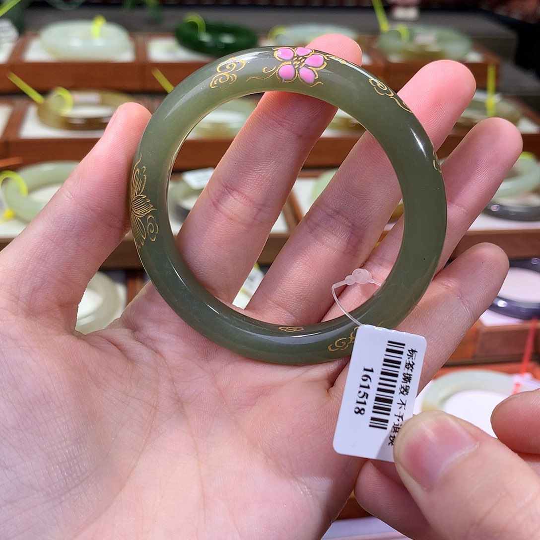 和田玉未镶嵌手镯52