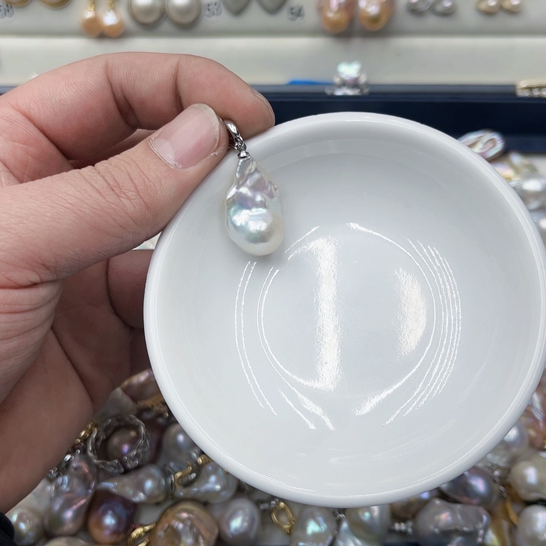 淡水珍珠吊坠(不含链)未镶嵌17