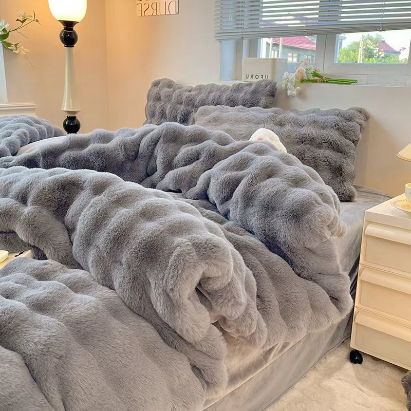 秋冬款大泡泡加厚牛奶绒四件套