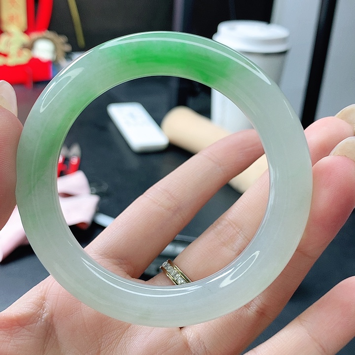 翡翠手镯未镶嵌C****s缅甸天然A货翡翠