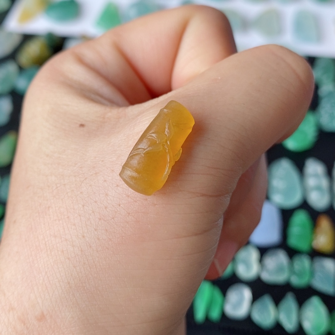 定制翡翠未镶嵌竹节