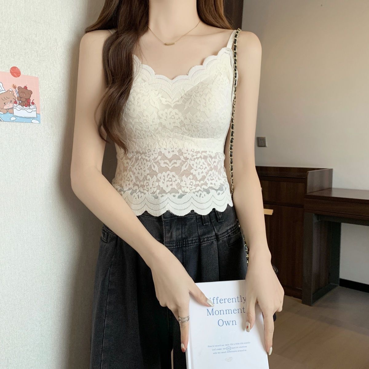 纯欲甜美蕾丝吊带背心女生胸垫一体内搭外穿美背无痕修身上衣