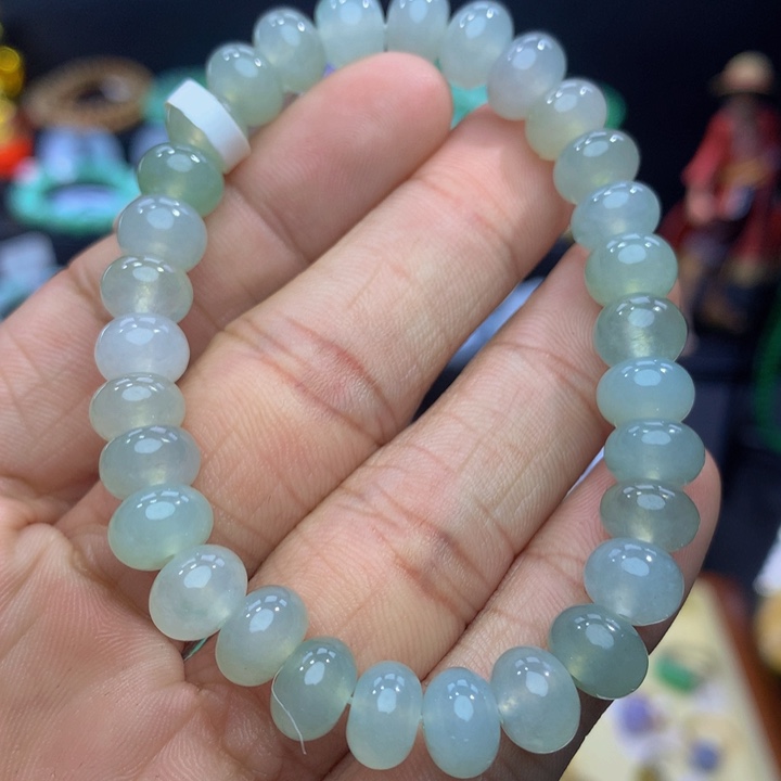 翡翠手链未镶嵌翡翠 8.8 