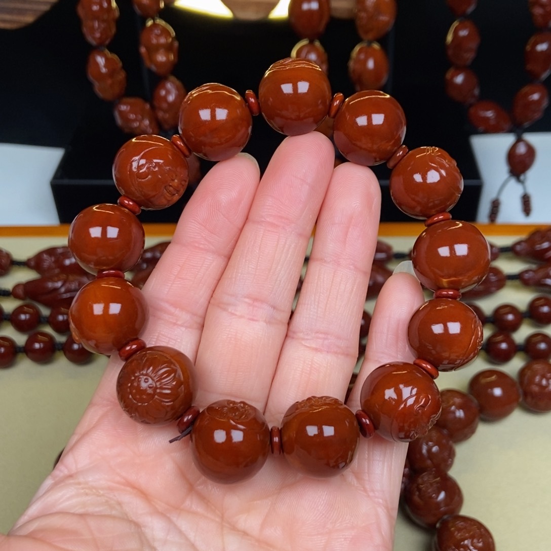 橄榄核吊坠正圆弥勒